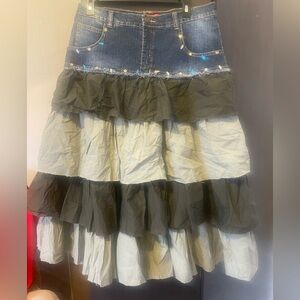 Stylish Y2K Denim and Tiered Skirt
